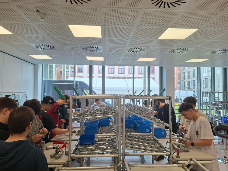 Diákjaink a Műszaki Karon