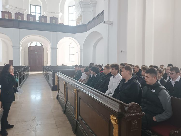 Tanulóink a Debreceni Református Nagytemplomban