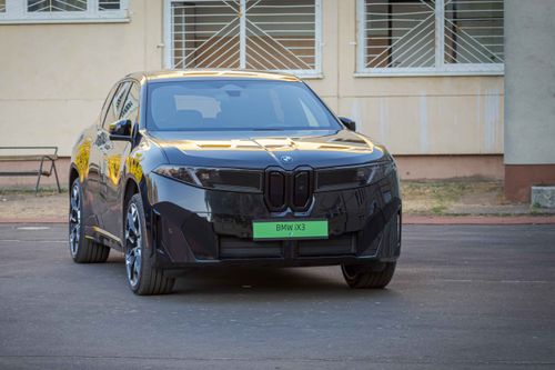 BMW5.jpg