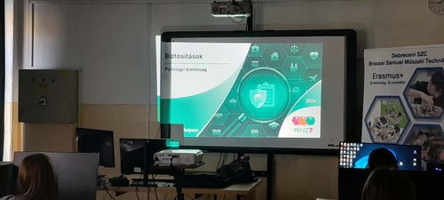 Pénzügyi tudásukat mérték össze diákjaink